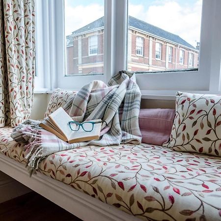 No 12, Southwold Apartment ภายนอก รูปภาพ