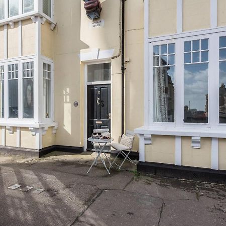 No 12, Southwold Apartment ภายนอก รูปภาพ