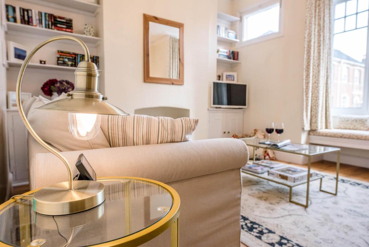 No 12, Southwold Apartment ภายนอก รูปภาพ